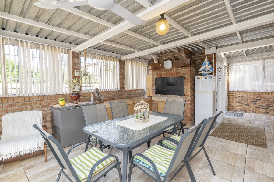 3 Bedroom Property for Sale in Ferndale Western Cape